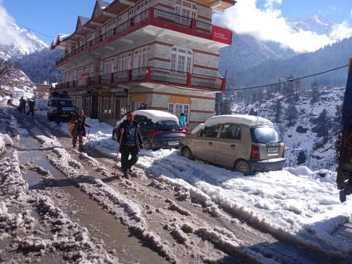 Snow Oak Guest House Kasol Exteriör bild