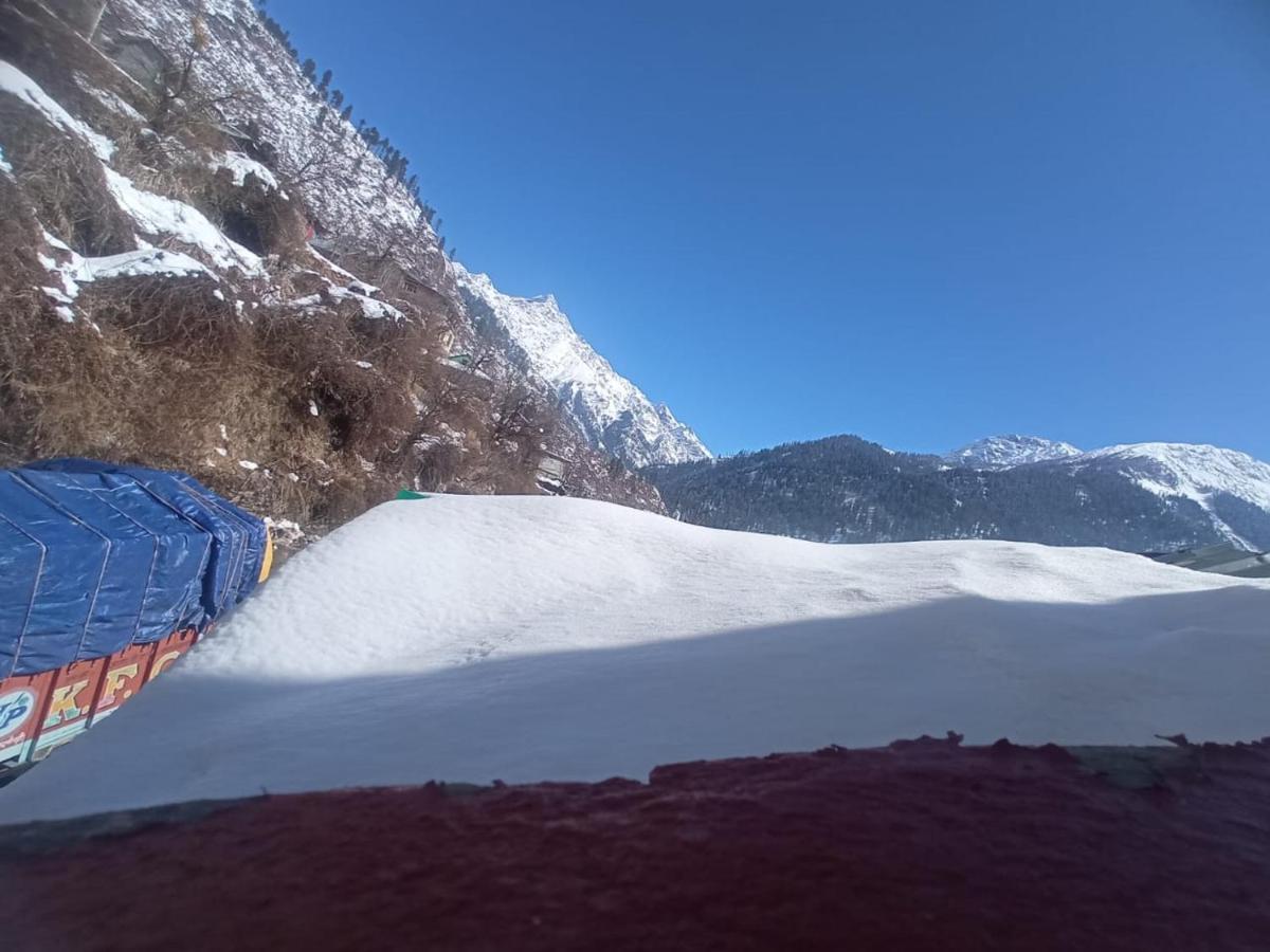 Snow Oak Guest House Kasol Exteriör bild